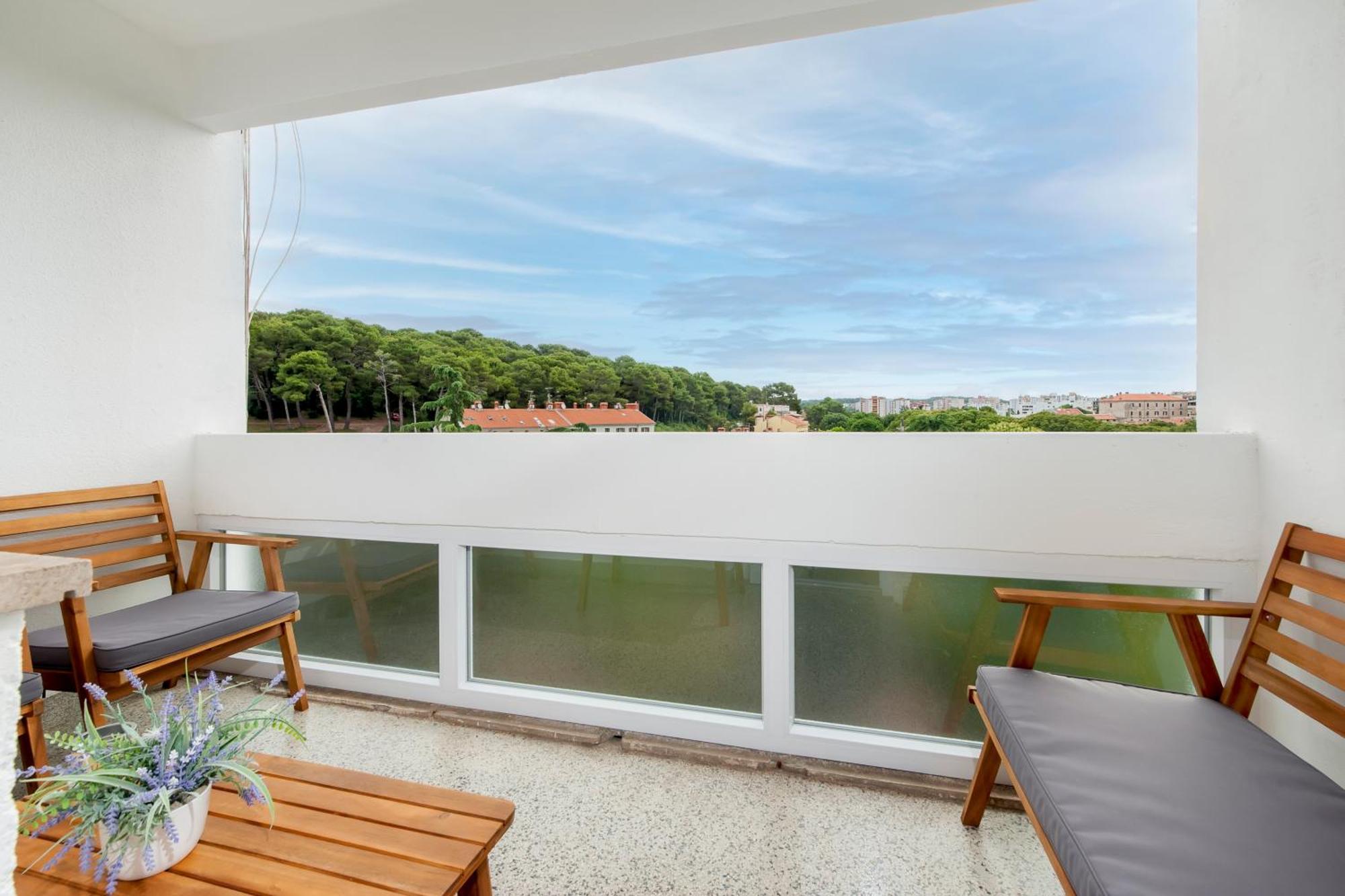 Arena Parkside Residence Pula Exterior foto